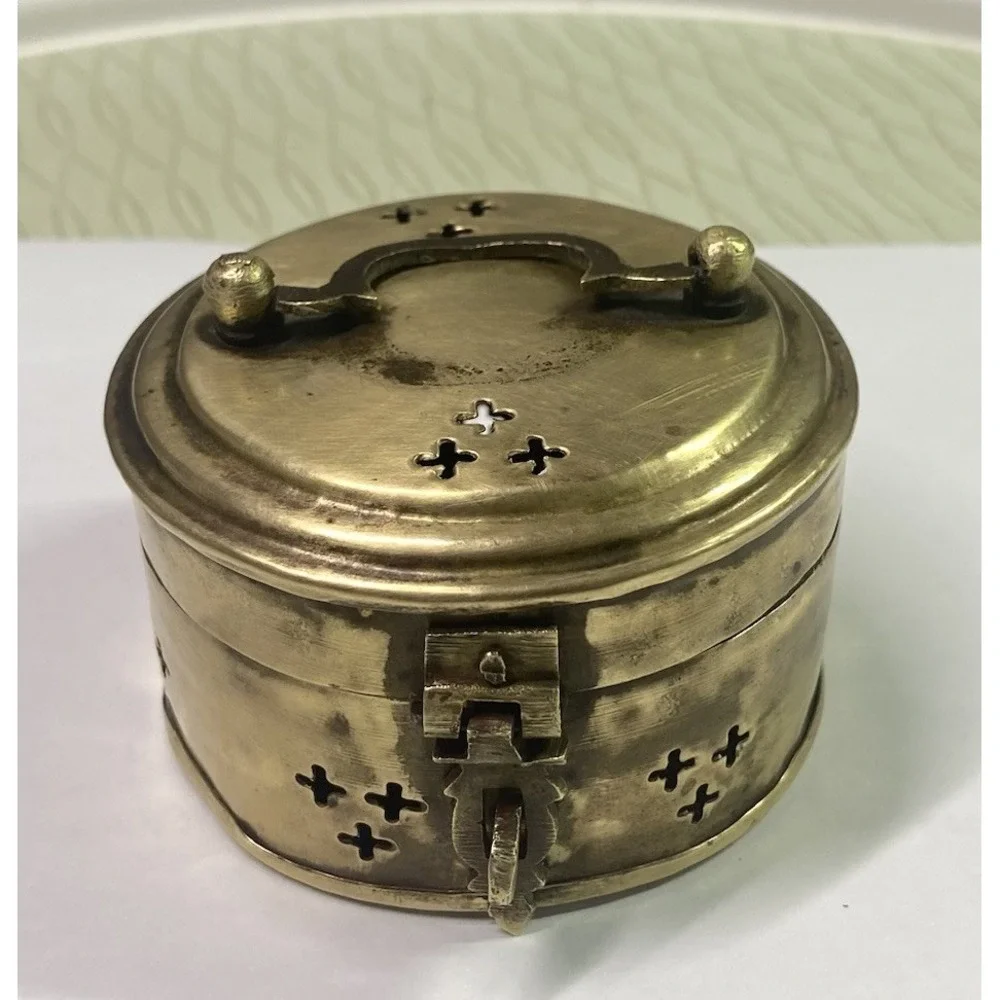 Rare Antique Hand Made Solid Brass Cricket Trinket Box Needs Polishing 3